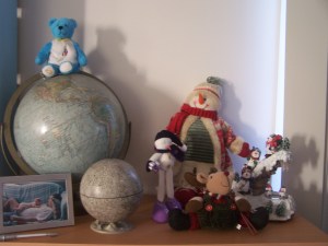snowmen and globes